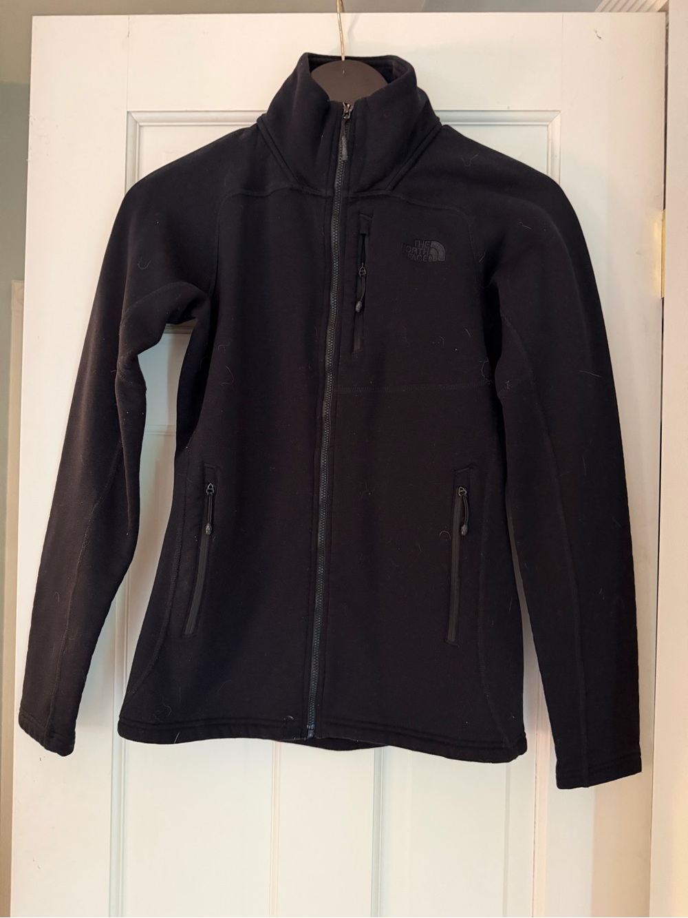 The North Face Black Lightweight Fleece Jacket - Full Zip